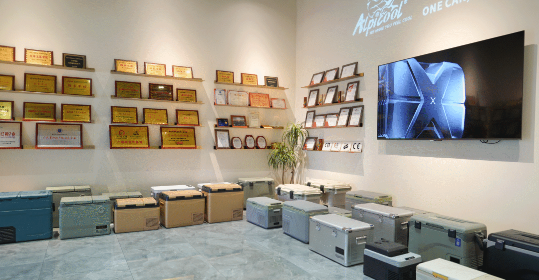 Alpicool Holding Group Co.,Ltd. Honored on Three Shunde Top Enterprise Lists! Selected into Guangdong Provincial Manufacturing Single Champion Enterprise List!